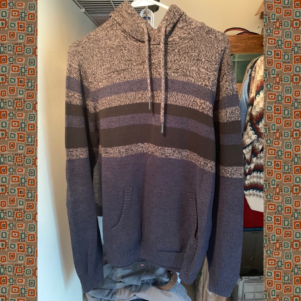 Urban Pipeline Men’s Hoodie Large